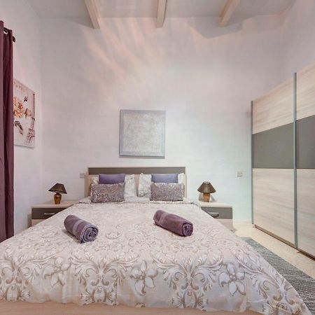 Valletta 2 Bedroom Sleeps 6 Apartment Walking Distance To Centre And The Sea Eksteriør bilde