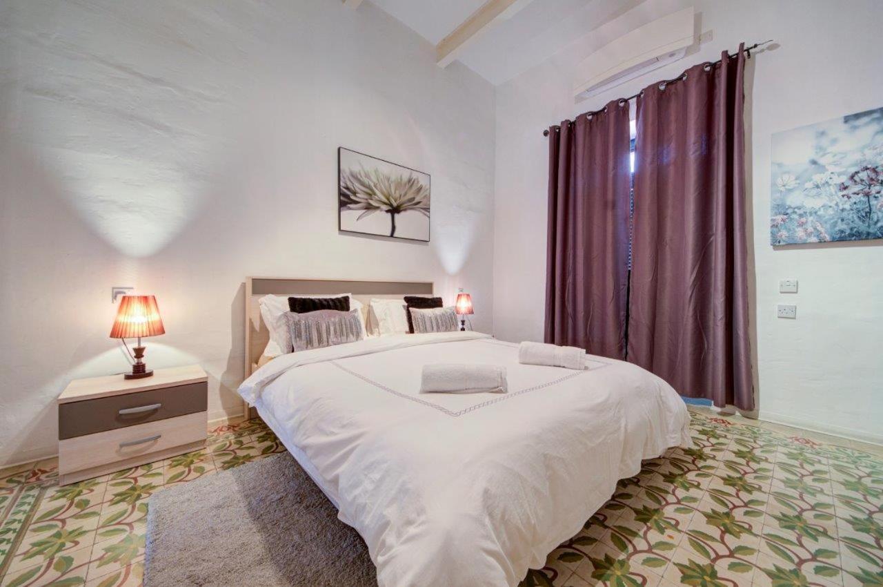 Valletta 2 Bedroom Sleeps 6 Apartment Walking Distance To Centre And The Sea Eksteriør bilde