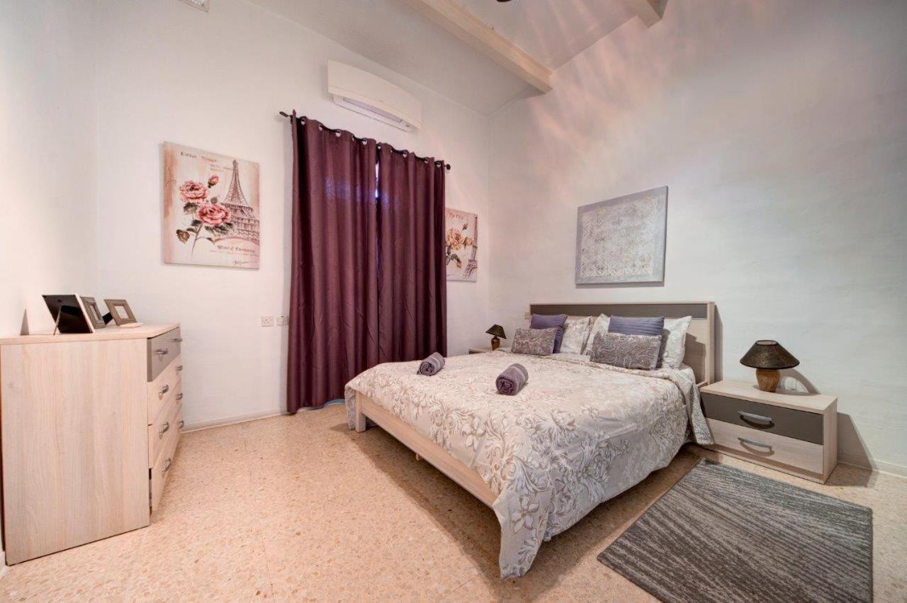 Valletta 2 Bedroom Sleeps 6 Apartment Walking Distance To Centre And The Sea Eksteriør bilde