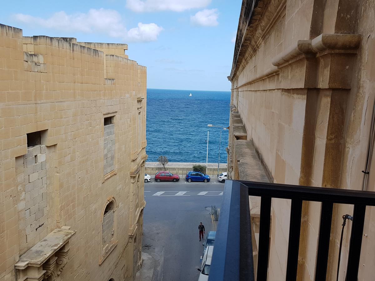 Valletta 2 Bedroom Sleeps 6 Apartment Walking Distance To Centre And The Sea Eksteriør bilde
